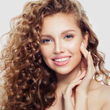 Get Your Beautiful Smile Makeover With Cosmetic Teeth Whitening
